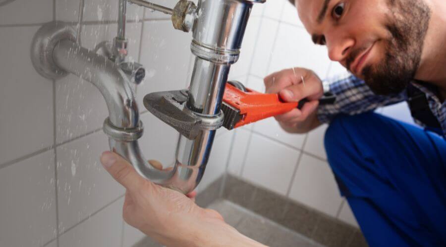 Local expert plumbing services in Overland Park, KS